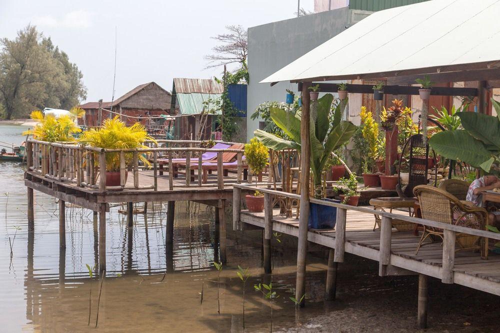Golden River Resort سيهانوكفيل المظهر الخارجي الصورة