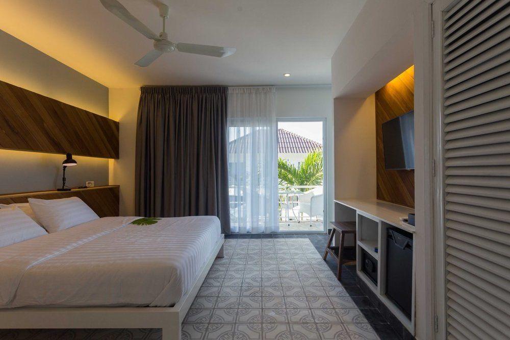 Golden River Resort سيهانوكفيل المظهر الخارجي الصورة