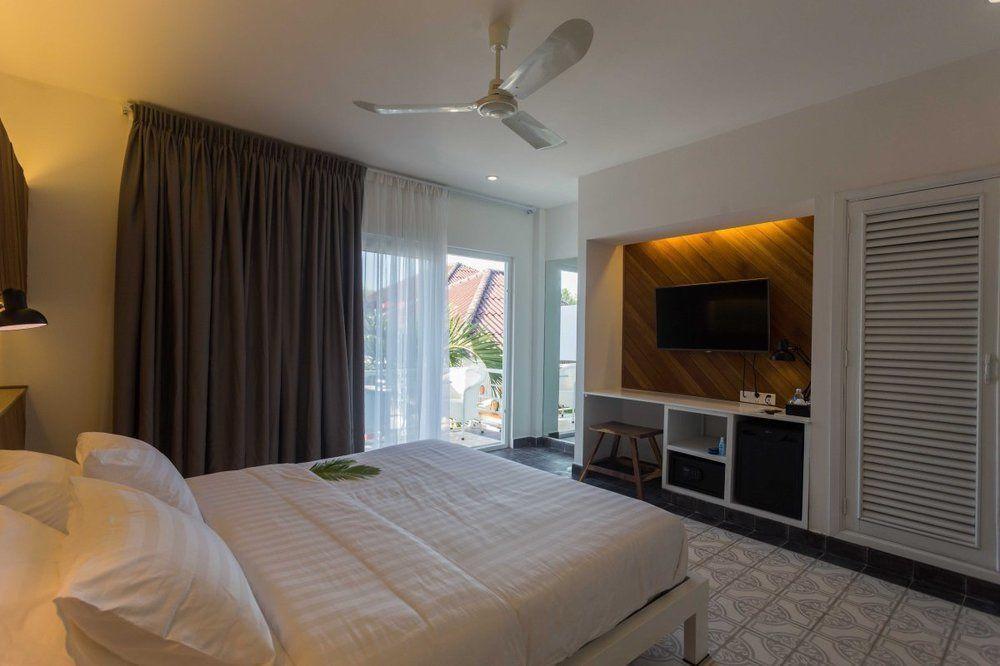 Golden River Resort سيهانوكفيل المظهر الخارجي الصورة