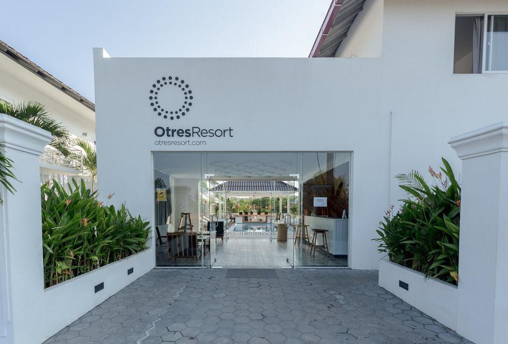 Golden River Resort سيهانوكفيل المظهر الخارجي الصورة