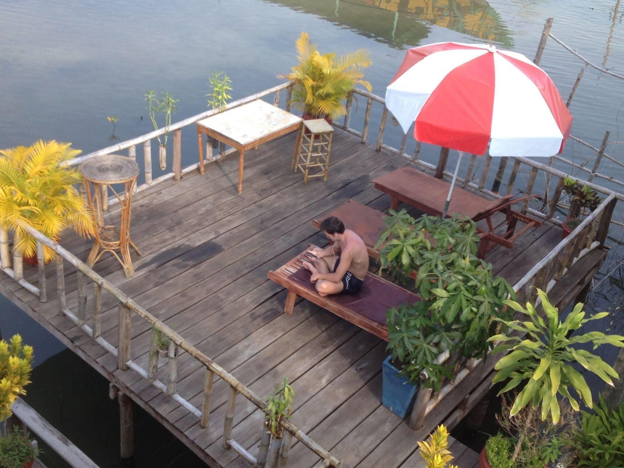 Golden River Resort سيهانوكفيل المظهر الخارجي الصورة